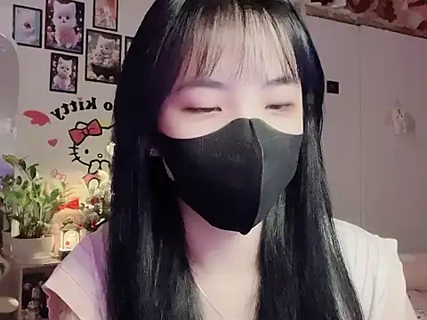 Snapshot of keelinnn19 chatting on 12-04-25, 07:44 keelinnn19 online show from 12-04-25, 07:44