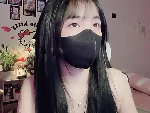 Snapshot of keelinnn19 chatting on 12-14-25, 06:45 keelinnn19 online show from 12-14-25, 06:45