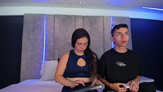 NickandAbby  online show from 04-20-26, 07:15