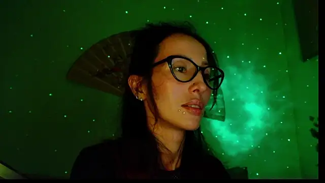 KiotoShine online show from 11-04-25, 06:51