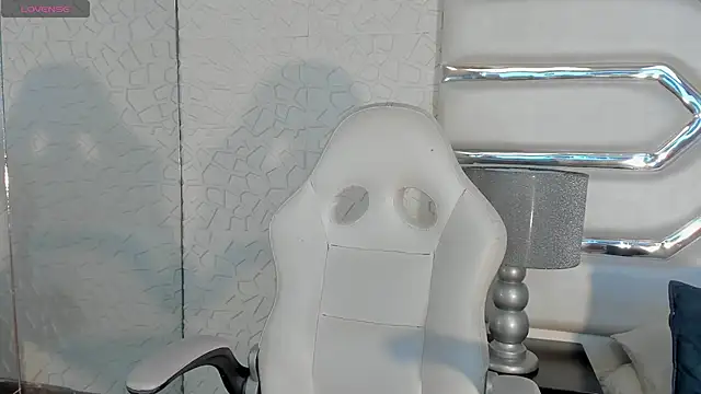 TatiLee online show from 11-22-25, 05:34