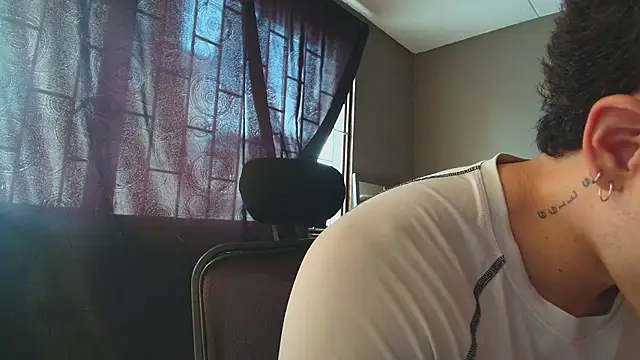 PaulEvens online show from 05-26-26, 03:08