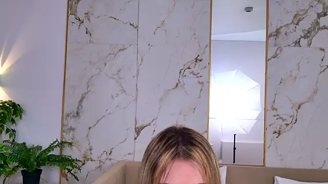 SweetyLicky online show from 04-10-26, 03:28