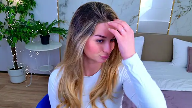 SweetyLicky online show from 04-18-26, 07:07