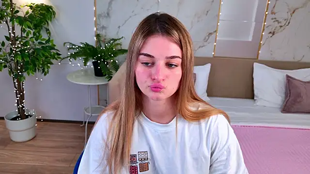 SweetyLicky online show from 06-09-26, 04:07