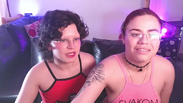 Snapshot of marsearth22_ chatting on 01-05-26, 06:44 marsearth22 online show from 01-05-26, 06:44