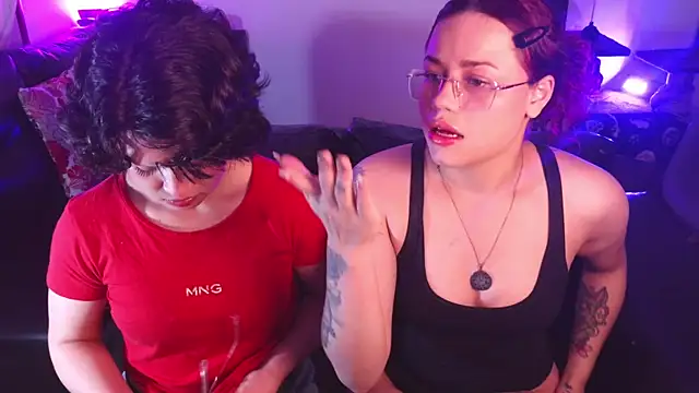 Snapshot of marsearth22_ chatting on 01-19-26, 01:42 marsearth22 online show from 01-19-26, 01:42