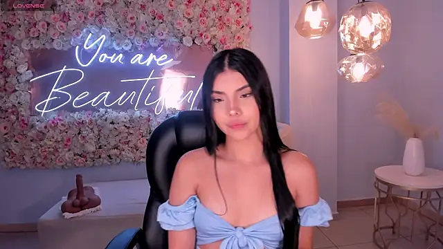 MiaLaurence online show from 03-24-26, 07:30