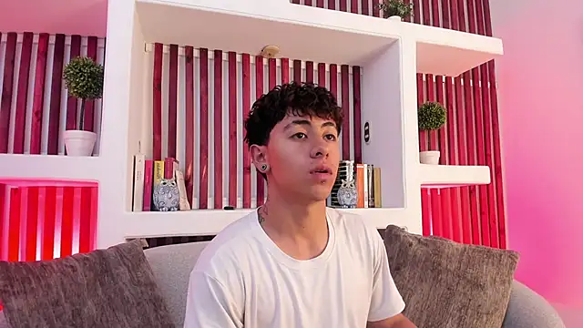 Snapshot of Troy_dalton chatting on 09-23-25, 08:45 Troy dalton online show from 09-23-25, 08:45