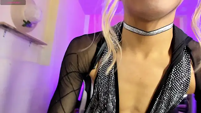 Snapshot of Katy_bratz_ chatting on 04-26-26, 03:15 Katy bratz online show from 04-26-26, 03:15