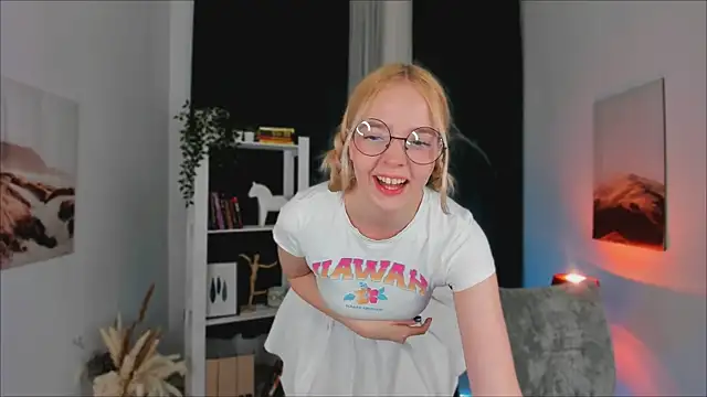 BellaMontgomery online show from 09-10-25, 09:48