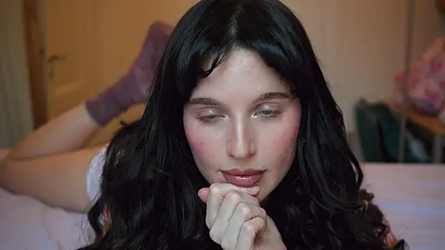 ellaa91 online show from 11-20-25, 01:22