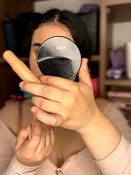 Snapshot of Sophi_dee1 chatting on 11-07-25, 11:27 Sophi dee1 online show from 11-07-25, 11:27