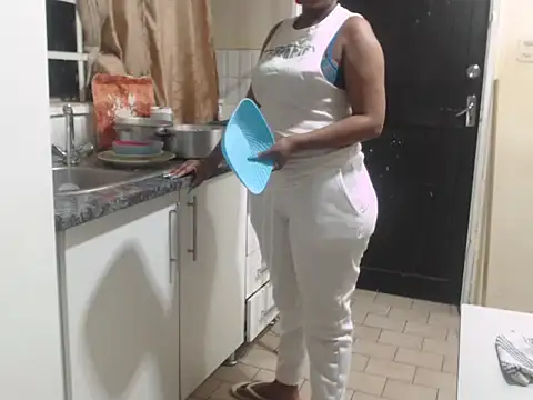 CouplesX96xx online show from 11-02-25, 04:53