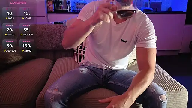 boiteasex online show from 04-22-26, 05:21