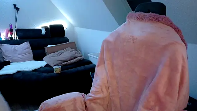 Melly4You online show from 04-11-26, 09:41