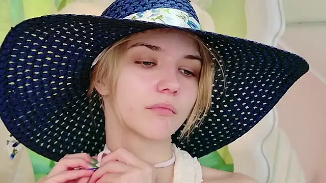 4example Chloe online show from 07-04-26, 05:46