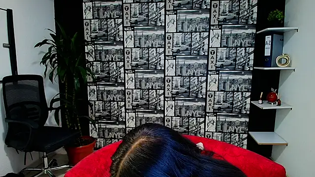 DanielaMonroe online show from 04-18-26, 09:04