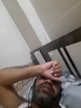 Hot-boy077 online show from 09-08-25, 05:01