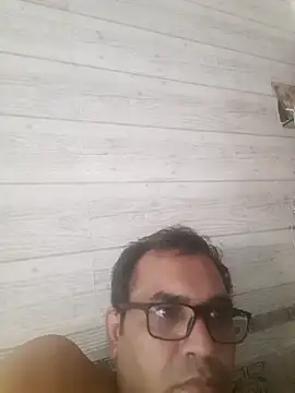 Hot-boy077 online show from 11-04-25, 09:08