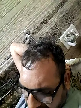 Hot-boy077 online show from 01-17-26, 04:11