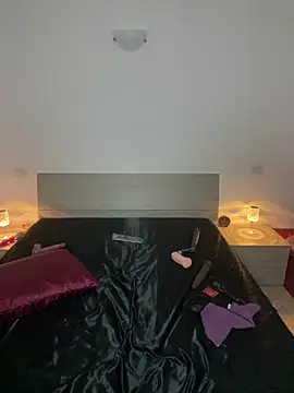 Snapshot of Vane03_siss chatting on 10-21-25, 07:03 Vane03 siss online show from 10-21-25, 07:03