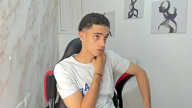 Snapshot of nathan_shimmer chatting on 09-14-25, 08:41 nathan shimmer online show from 09-14-25, 08:41