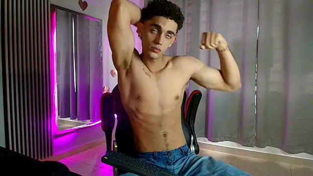 Snapshot of nathan_shimmer chatting on 11-23-25, 04:29 nathan shimmer online show from 11-23-25, 04:29