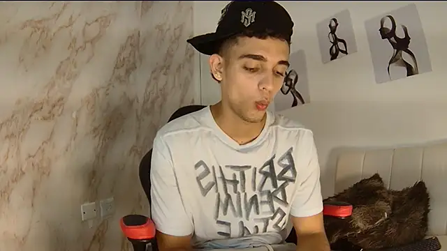 Snapshot of nathan_shimmer chatting on 03-23-26, 09:41 nathan shimmer online show from 03-23-26, 09:41