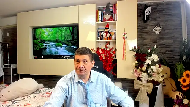 Snapshot of SpartacusDaddy48 chatting on 04-24-26, 11:34 SpartacusDaddy48 online show from 04-24-26, 11:34
