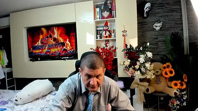 Snapshot of SpartacusDaddy48 chatting on 05-11-26, 06:49 SpartacusDaddy48 online show from 05-11-26, 06:49