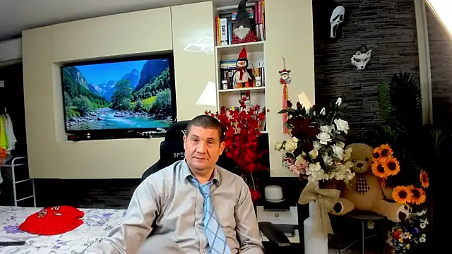 Snapshot of SpartacusDaddy48 chatting on 05-16-26, 07:56 SpartacusDaddy48 online show from 05-16-26, 07:56