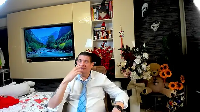 Snapshot of SpartacusDaddy48 chatting on 05-24-26, 12:59 SpartacusDaddy48 online show from 05-24-26, 12:59