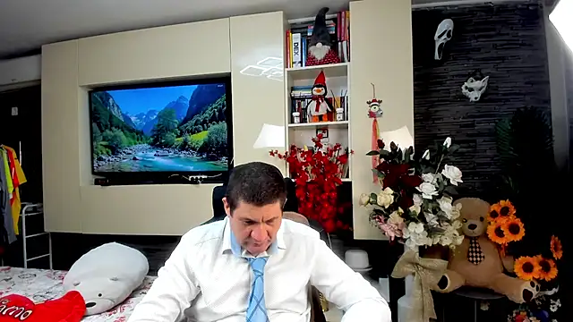 Snapshot of SpartacusDaddy48 chatting on 06-02-26, 06:26 SpartacusDaddy48 online show from 06-02-26, 06:26