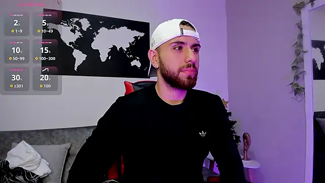 Maximo Wolff online show from 12-16-25, 08:14