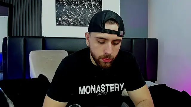 Maximo Wolff online show from 03-06-26, 06:26