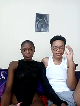 Miss-Hennessy online show from 04-10-26, 02:55