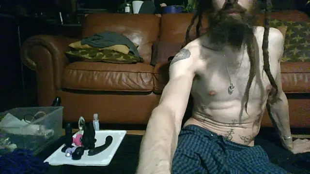 Snapshot of sensi-switch chatting on 05-04-26, 02:18 sensi-switch online show from 05-04-26, 02:18