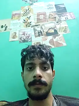 Snapshot of Sushant001 chatting on 12-22-25, 06:16 Sushant001 online show from 12-22-25, 06:16