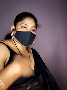 Snapshot of Telugu--Nadhini143 chatting on 09-10-25, 08:14 Telugu--Nadhini143 online show from 09-10-25, 08:14