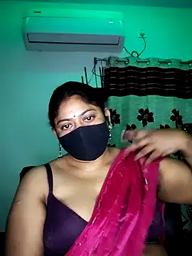 Snapshot of Telugu--Nadhini143 chatting on 10-10-25, 09:03 Telugu--Nadhini143 online show from 10-10-25, 09:03