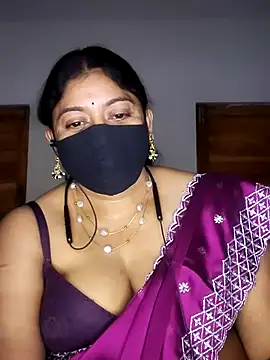Snapshot of Telugu--Nadhini143 chatting on 10-17-25, 06:49 Telugu--Nadhini143 online show from 10-17-25, 06:49