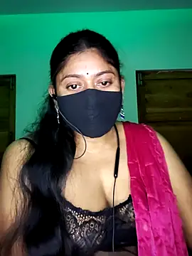 Snapshot of Telugu--Nadhini143 chatting on 10-18-25, 05:35 Telugu--Nadhini143 online show from 10-18-25, 05:35
