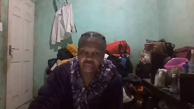 Snapshot of Nicky52 chatting on 09-23-25, 03:20 Nicky52 online show from 09-23-25, 03:20