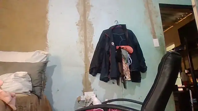 Nicky52 online show from 04-16-26, 02:18