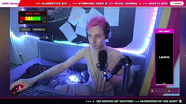 Snapshot of DaveLindau chatting on 01-12-26, 07:41 DaveLindau online show from 01-12-26, 07:41