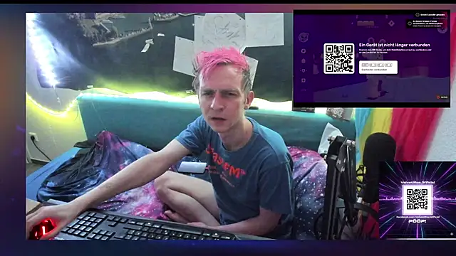 Snapshot of DaveLindau chatting on 02-04-26, 06:25 DaveLindau online show from 02-04-26, 06:25