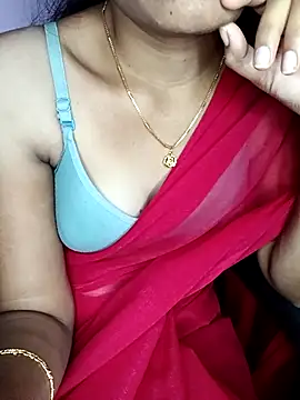 Snapshot of Nidhi_lovely chatting on 09-16-25, 04:52 Nidhi lovely online show from 09-16-25, 04:52