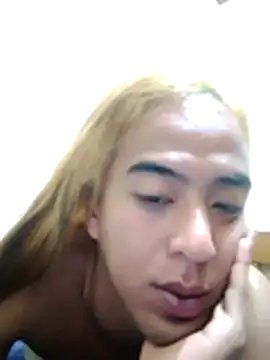 Snapshot of Yourscarlette_Slut chatting on 12-22-25, 03:31 Yourscarlette Slut online show from 12-22-25, 03:31