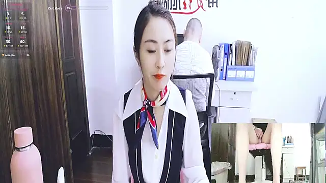 Snapshot of GUO168 chatting on 11-01-25, 02:24 GUO168 online show from 11-01-25, 02:24